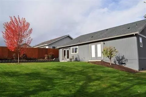 456 Deanjou Ave, Eagle Point, OR 97524 photo 6