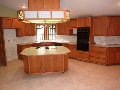 217 Harper Loop, Grants Pass, OR 97527 photo 2