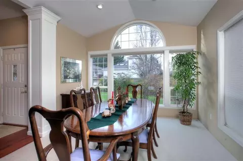 809 Cypress Point Loop, Ashland, OR 97520 photo 10