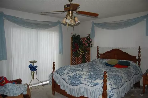 678 Eric Loop, Grants Pass, OR 97526 photo 11