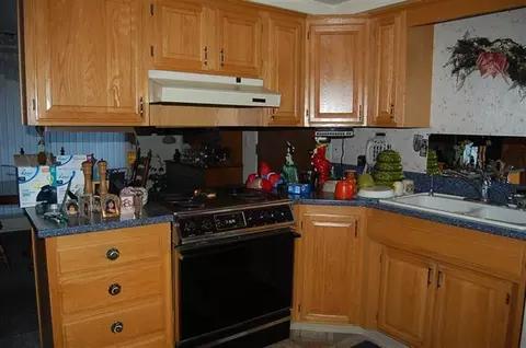 678 Eric Loop, Grants Pass, OR 97526 photo 6