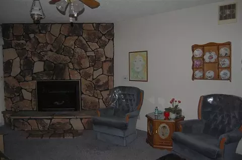 678 Eric Loop, Grants Pass, OR 97526 photo 8