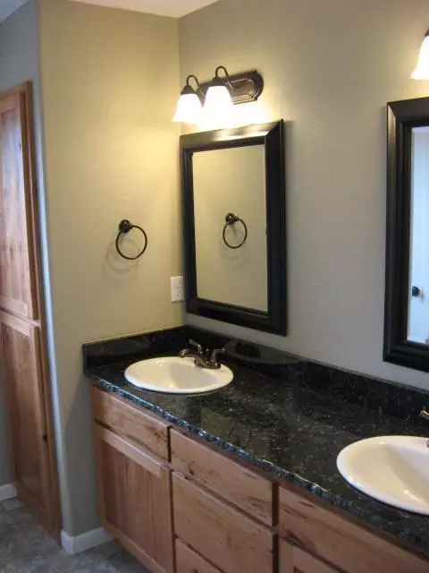 2152 Nick Way, Grants Pass, OR 97527 photo 6
