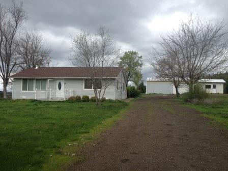 585 Craiglea Dr, Eagle Point, OR 97524 photo 1