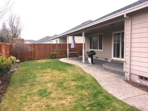 948 Black Wolf, Eagle Point, OR 97524 photo 22