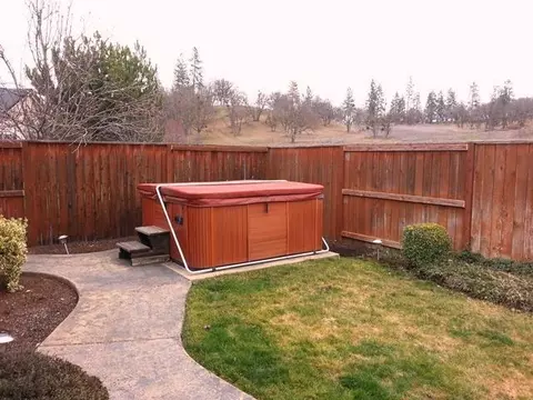 948 Black Wolf, Eagle Point, OR 97524 photo 24