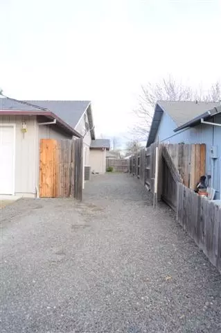 1134 Hampton St, Central Point, OR 97502 photo 17