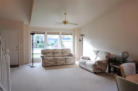 1134 Hampton St, Central Point, OR 97502 photo 4