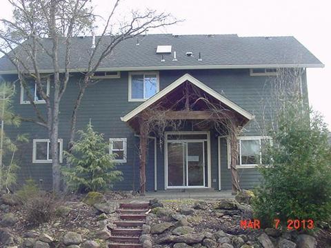 46 Pine Ridge Dr, Eagle Point, OR 97524 photo 2