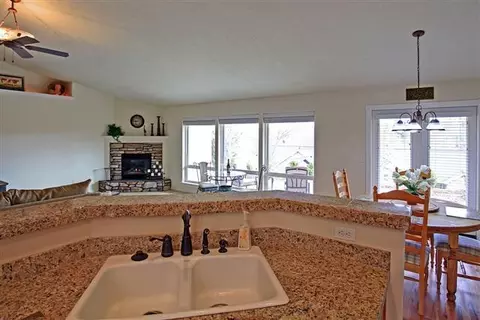 107 Sky Hawk Dr, Eagle Point, OR 97524 photo 10