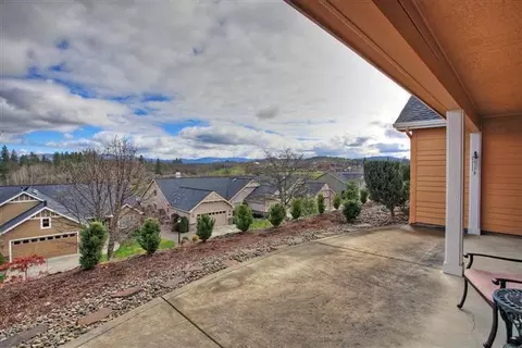107 Sky Hawk Dr, Eagle Point, OR 97524 photo 22