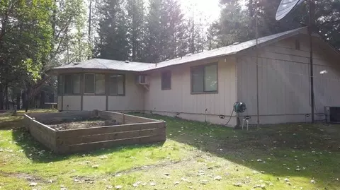 369 Ruby Dr, Grants Pass, OR 97527 photo 10