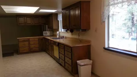 369 Ruby Dr, Grants Pass, OR 97527 photo 6