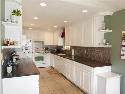 102 Willow Ln, Rogue River, OR 97537 photo 5