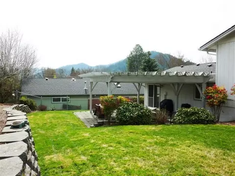 102 Willow Ln, Rogue River, OR 97537 photo 17