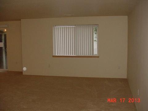 581 Mountain View Dr, Central Point, OR 97502 photo 2