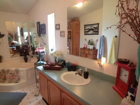 305 Queens Branch Rd, Rogue River, OR 97537 photo 10