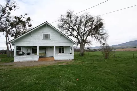 1902 Houston Rd, Phoenix, OR 97535 photo 1