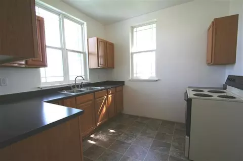 1902 Houston Rd, Phoenix, OR 97535 photo 3