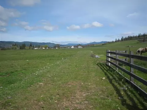 1248 Hammel Rd, Eagle Point, OR 97524 photo 3