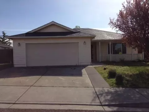 995 Ridgeview Dr, Eagle Point, OR 97524 photo 1