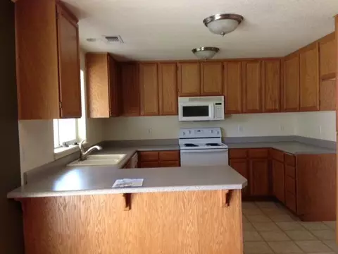 995 Ridgeview Dr, Eagle Point, OR 97524 photo 4