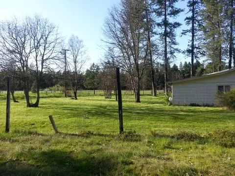 595 Jackadel Ln, Cave Junction, OR 97523 photo 13