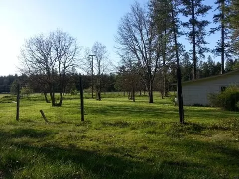 595 Jackadel Ln, Cave Junction, OR 97523 photo 11