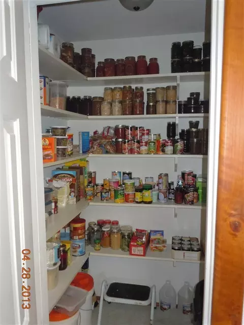 11611 Michael Rd, Central Point, OR 97502 photo 8