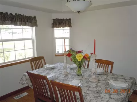 11611 Michael Rd, Central Point, OR 97502 photo 6