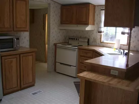 504 Danconia, Trail, OR 97541 photo 7