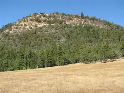 12221 E Antelope Rd, Eagle Point, OR 97524 photo 8