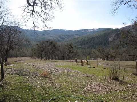 12221 E Antelope Rd, Eagle Point, OR 97524 photo 11