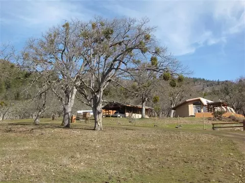 12221 E Antelope Rd, Eagle Point, OR 97524 photo 10
