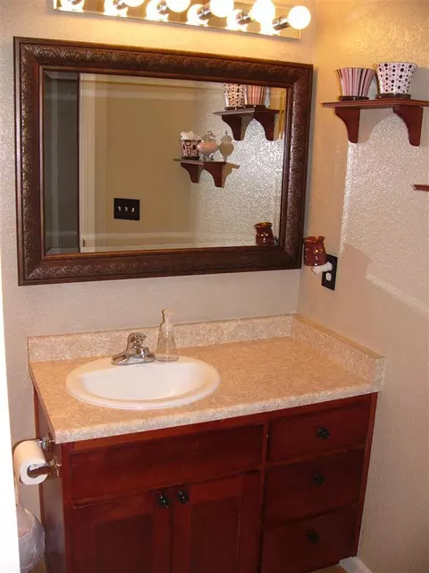 972 Win Way, Eagle Point, OR 97524 photo 17