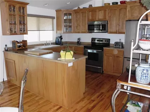 884 Win Way, Eagle Point, OR 97524 photo 10