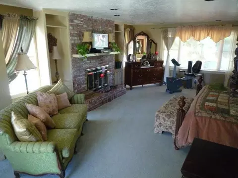 4485 Hilsinger Rd, Phoenix, OR 97535 photo 9