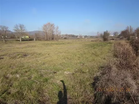 11354 Highway 62, Eagle Point, OR 97524 photo 4