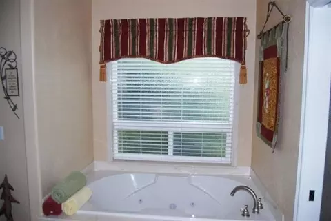 919 Sandoz St, Central Point, OR 97502 photo 14
