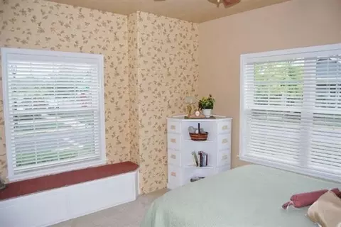 919 Sandoz St, Central Point, OR 97502 photo 16