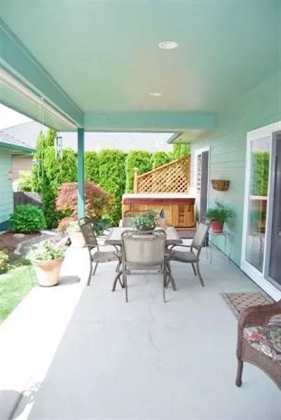 919 Sandoz St, Central Point, OR 97502 photo 18