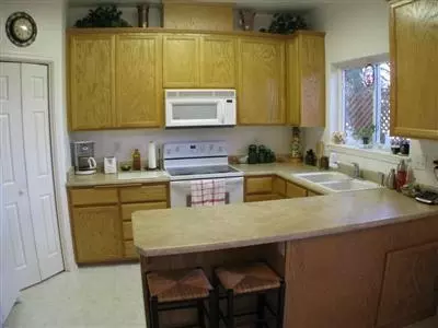 672 Shadow Way, Central Point, OR 97502 photo 7