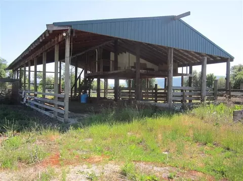 5591 Upton Rd, Central Point, OR 97502 photo 12