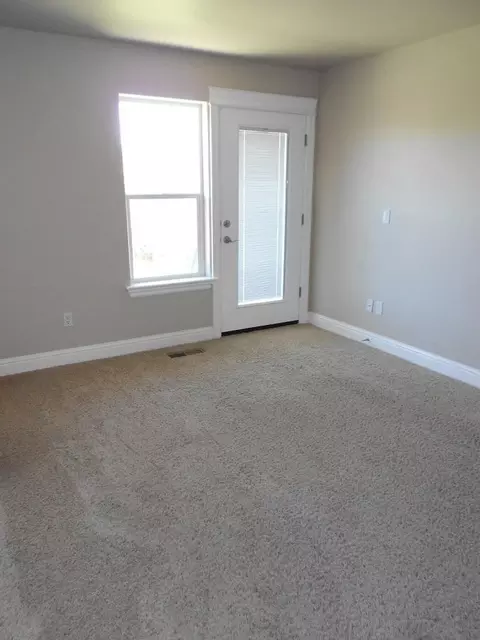 1132 Highlands Dr, Eagle Point, OR 97524 photo 11