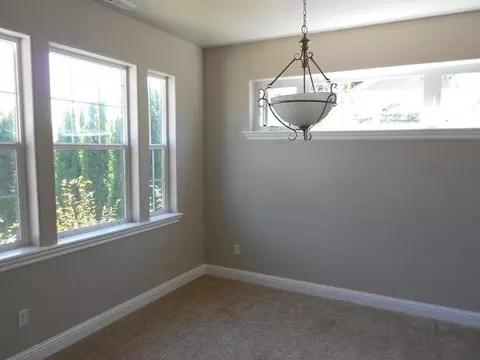 1132 Highlands Dr, Eagle Point, OR 97524 photo 5