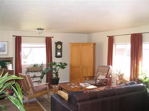444 Ayres St, Eagle Point, OR 97524 photo 6