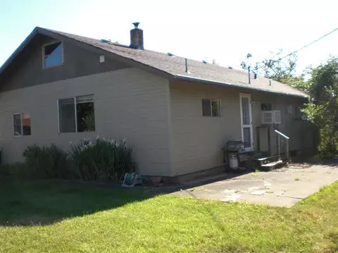 444 Ayres St, Eagle Point, OR 97524 photo 17