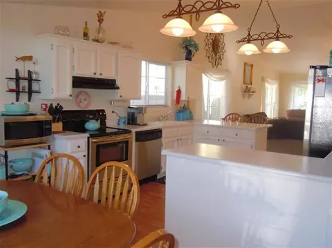 520 C St, Phoenix, OR 97535 photo 10