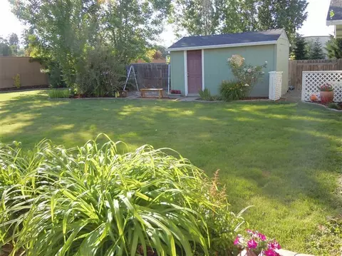 520 C St, Phoenix, OR 97535 photo 4