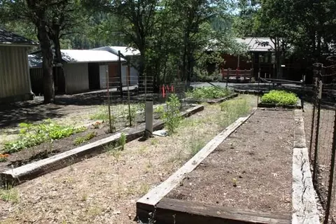 401 Long Branch Rd, Eagle Point, OR 97524 photo 25